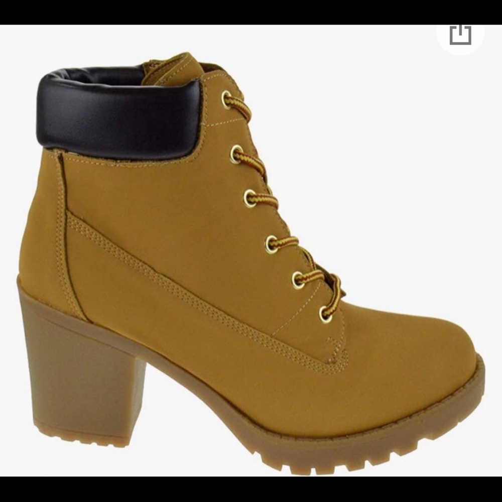 Heeled front lace closure bootie